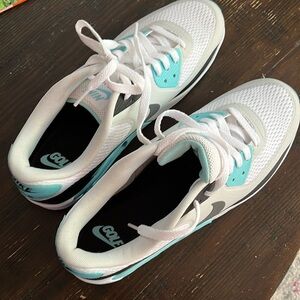 Nike air max golf shoes